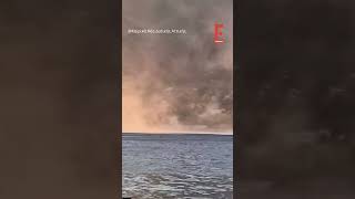 Δυνατοί άνεμοι δημιούργησαν στρόβιλο στο Πόρτο Γερμενό Αττικής