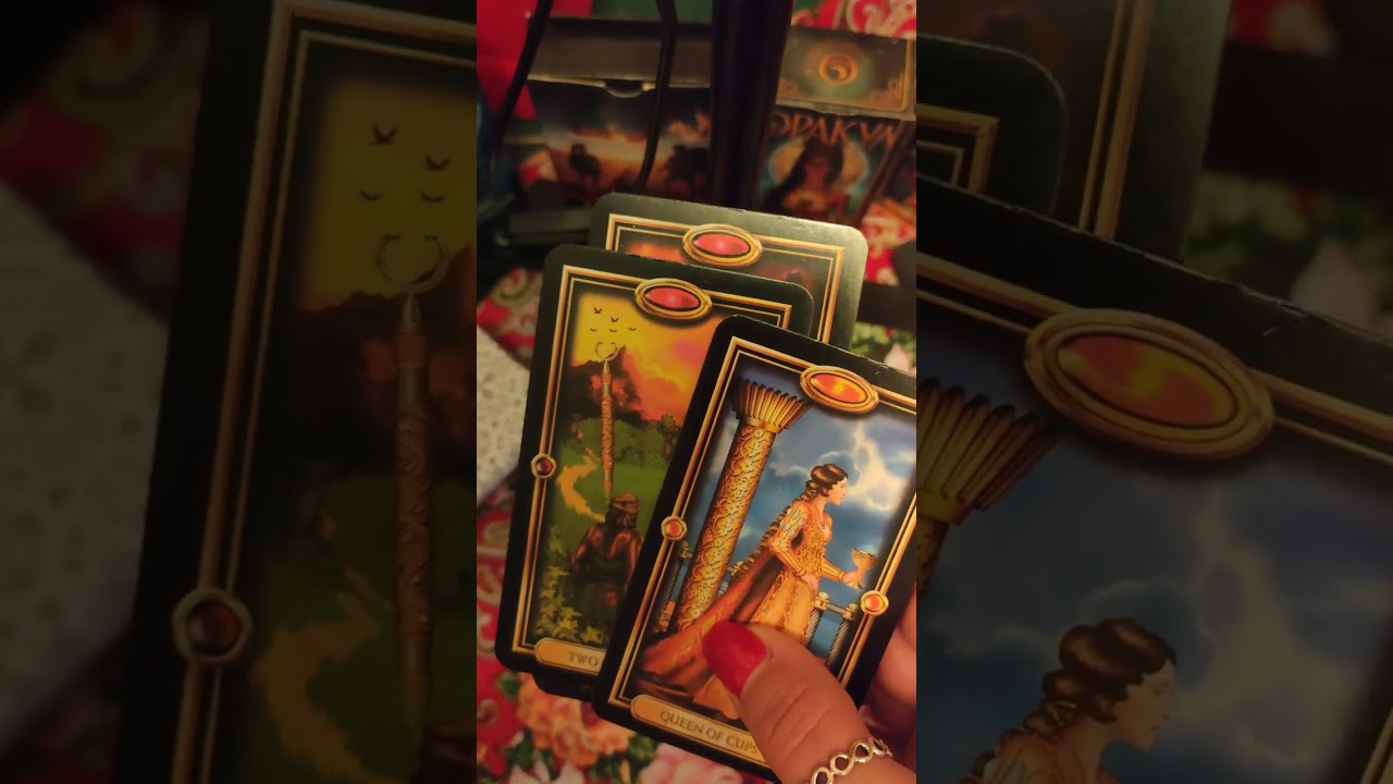 Таро Что и кто скрывает, их скрытые мотивы против вас 