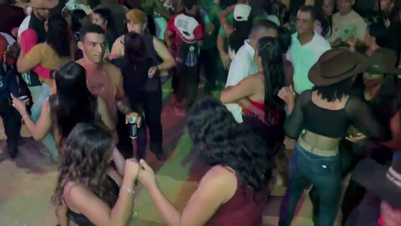 Adão dos teclado/ pós carreata de carros de Bois / Barra Urandí-Ba #sertãobaianoéshow 