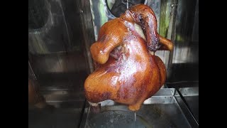 видео: Копчение домашней курицы.Курица горячего копчения. картинка: Копчение домашней курицы.Курица горячего копчения.