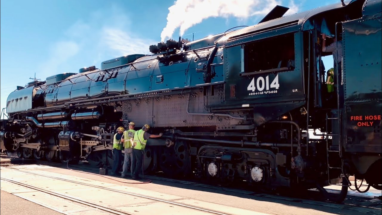 Big Boy 4014 whistle stop! - Largest Steam Engine! - Greeley, Colorado - 2025