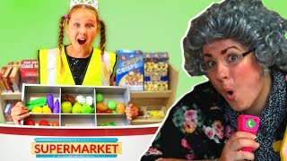 Ruby Pretend Play Shopping for Greedy Granny in Grocery Store Super Market Toys screenshot 4