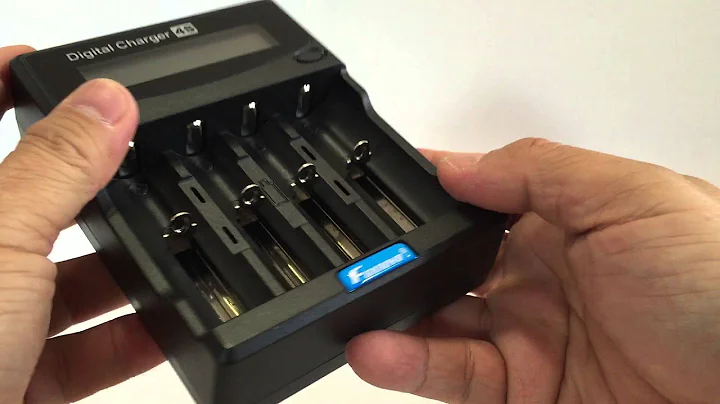 Foxnovo F-4S Universal 4-Slots Li-ion Intelligent Battery Charger with 12V Car Adapter - Unboxing