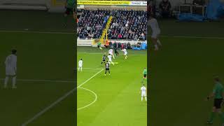 Un Joueur À Suivre De Très Près