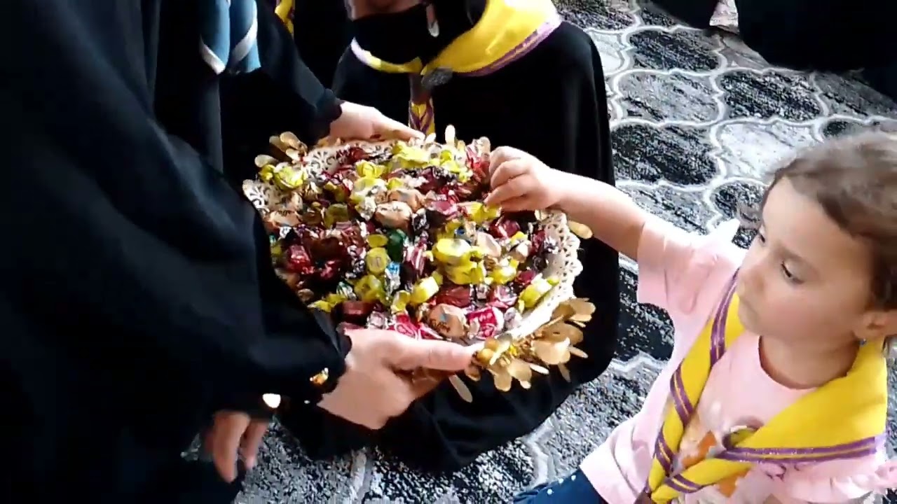 📽 فوج السيدة نرجس (ع) للأخوات يقوم بزيارة دينية إلى مقام العباس (ع)