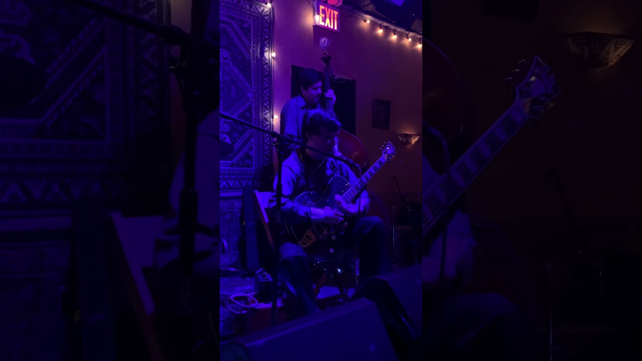 Long distance call (Muddy Waters) - Noé Socha, Barry Harrison, Cliff Schmitt