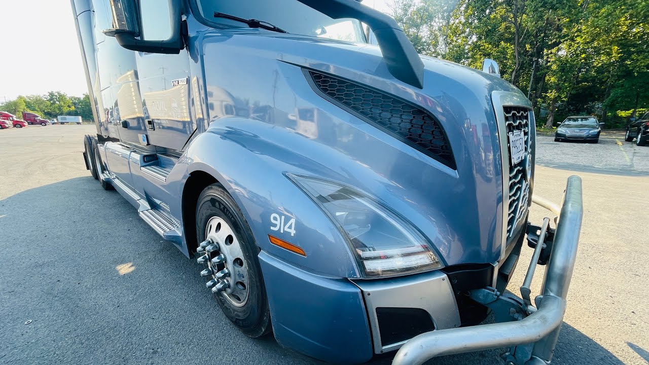 Купил Свой Первый Трак Вольво 760/ Bought My Very First Truck - YouTube