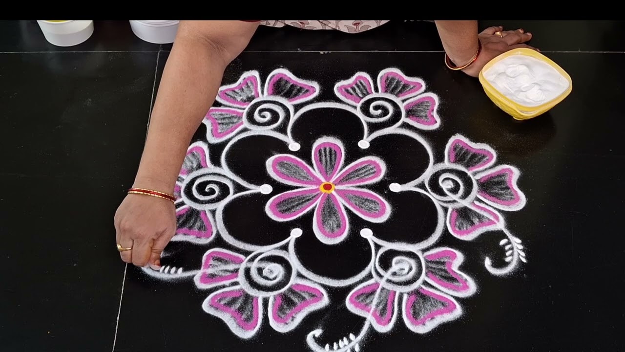 Simple rangoli design//simple border rangoli design//daily muggulu//simple kolam designs 
