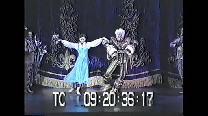 Susan Egan l "Be Our Guest" Beauty and the Beast o...