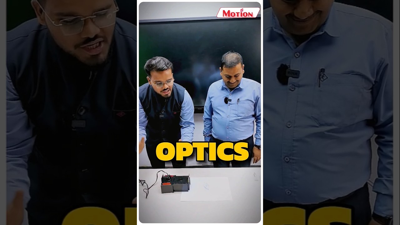 🧐Ray optics: Examples of Lenses bending light😱 | Motion NEET 