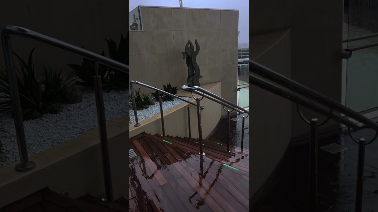 it's a rainy day #fypシ #msccruise #mscsplendida #rain #cruiseship #travel #love