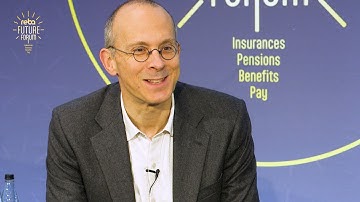 Tim Harford, economist & presenter, explained a common data mistake in his keynote at Future Forum.