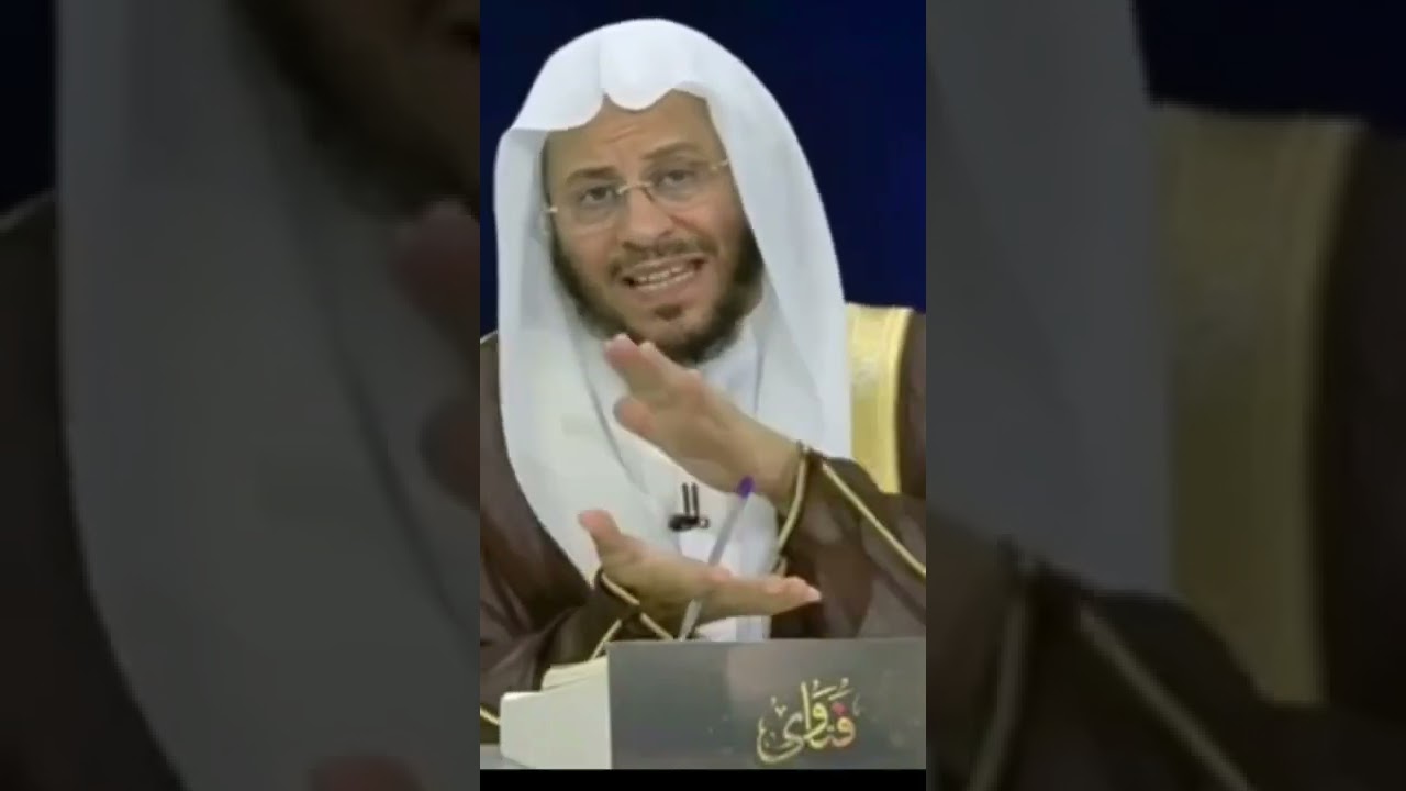 إذا مر القارئ للقرآن وهو على السرير بآية سجدة فهل يجوز له أن يسجد على السرير؟ | الشيخ عزيز بن فرحان