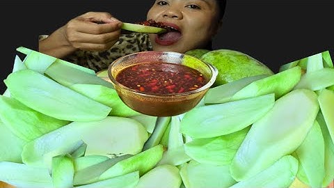 Sour green mango with spicy plara fish sauce ASMR mukbang