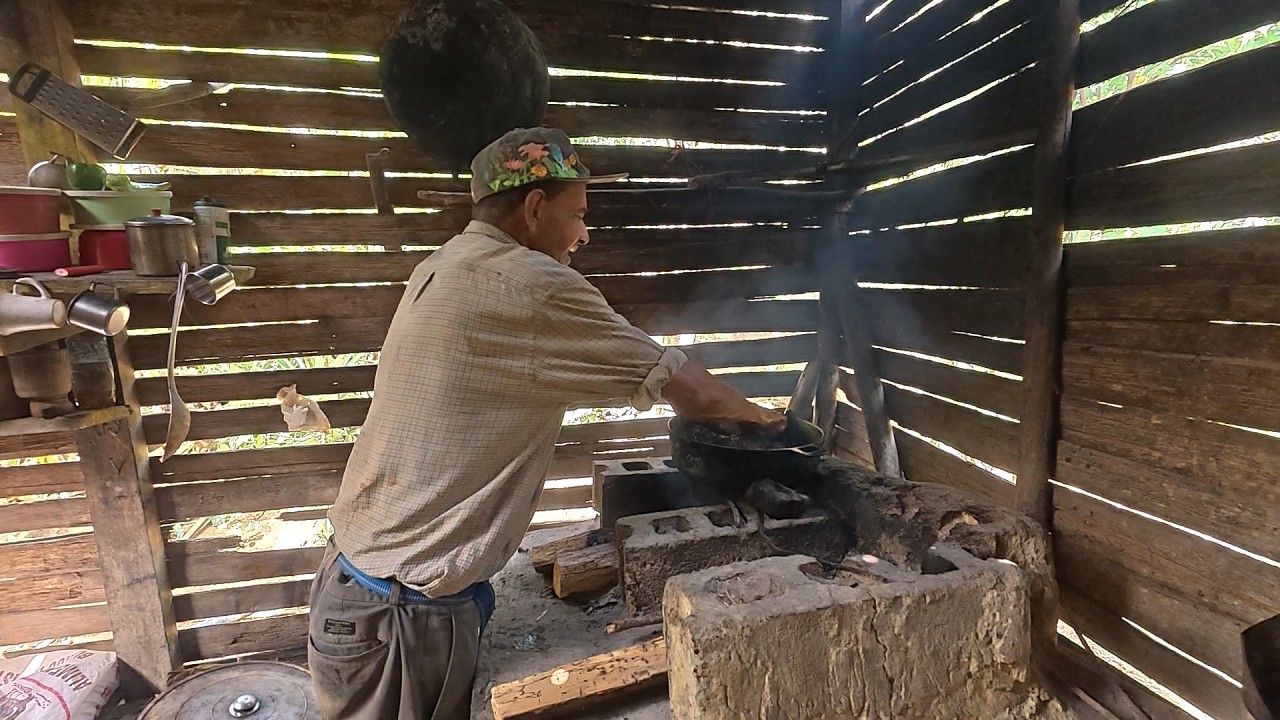 La gente SE FUERON de este campo Y LOS QUE QUEDAN me cuentan su historia
