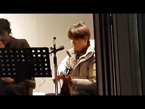 민서 & 전태원(with 마틴스미스) - 남이 될 수 있을까 (cover. 볼빨간 사춘기) @ 미스틱 사옥 리슨스테이지 버스킹
