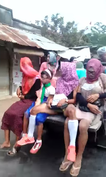 Bencong satu mobil..
