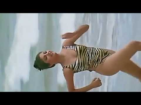 Beautiful Desi Actress Sonam Hot Bikini Run Video From Vijay