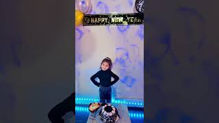 Bye Bye New Looks Curly Cute Girl