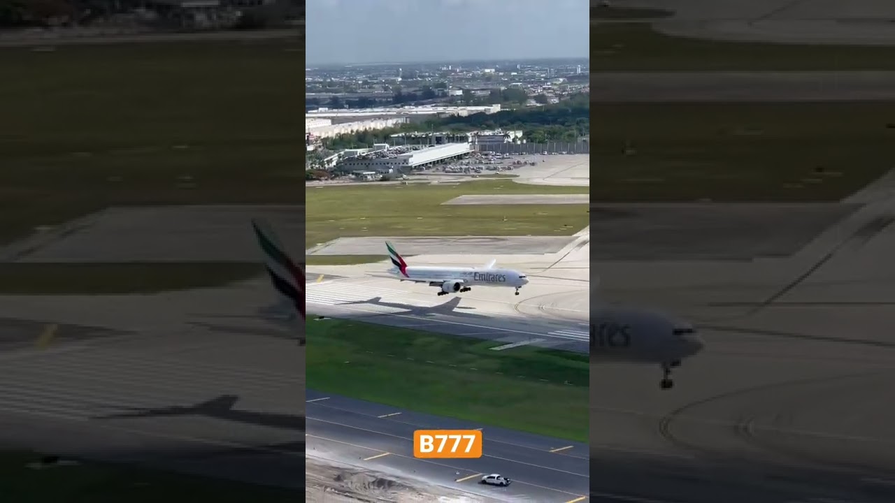 Emirates B777 landing at Miami runway 12 