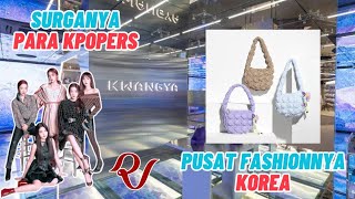 Hunting Kpop Merch di Kwangya Store SM Entertainment dan Carlyn Bag Viral di Hongdae