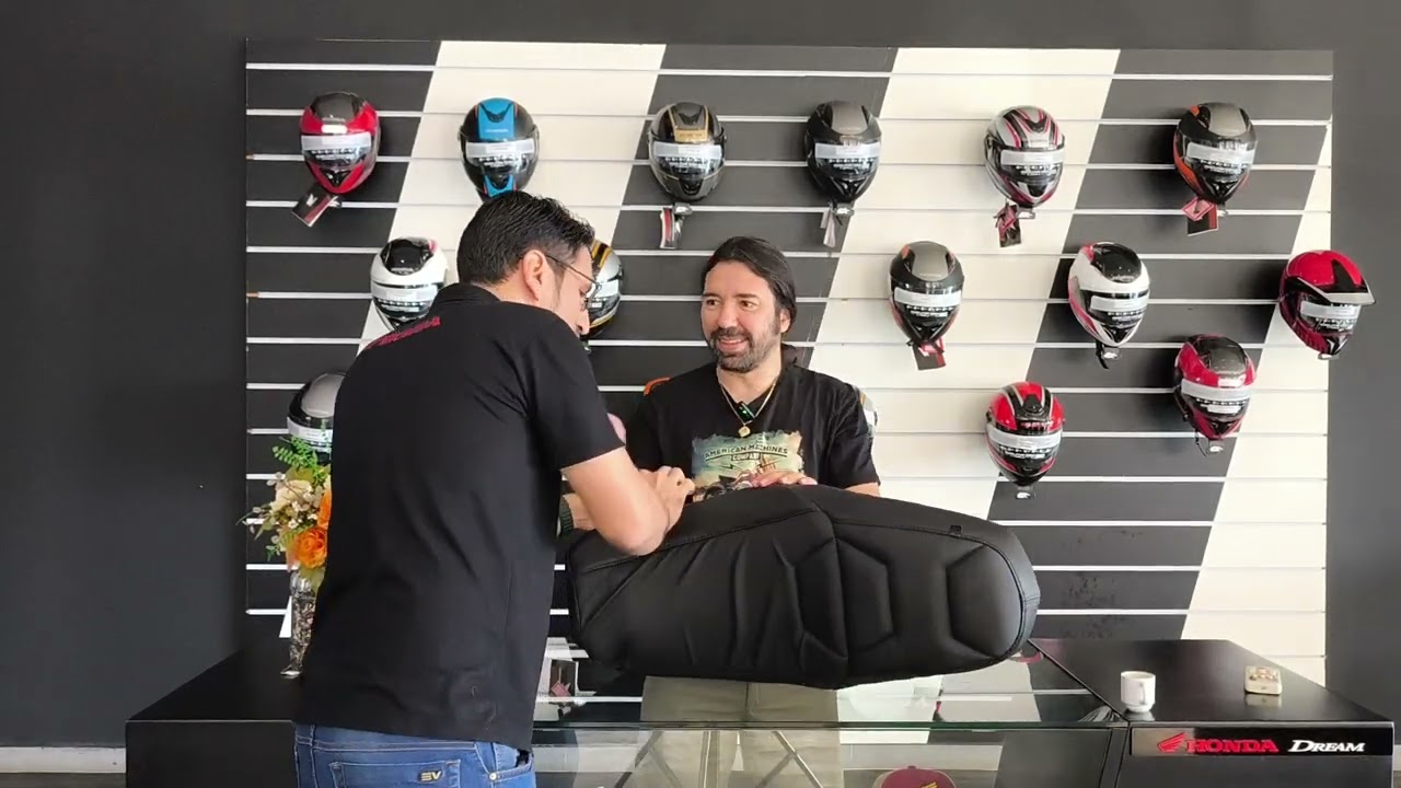 Tudo sobre a capa confort GV Bancos para motos. Veja o que o tiozão da 500x achou.