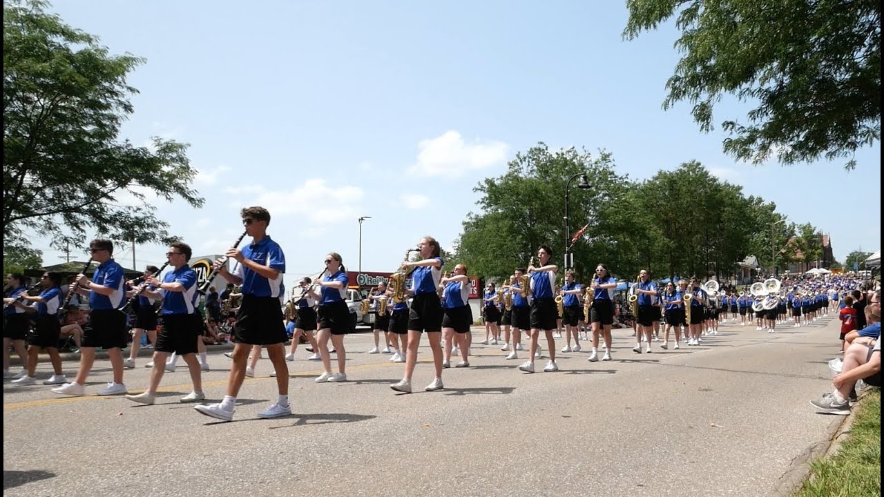 2022 Papillion Days Parade Papillion LaVista South High School