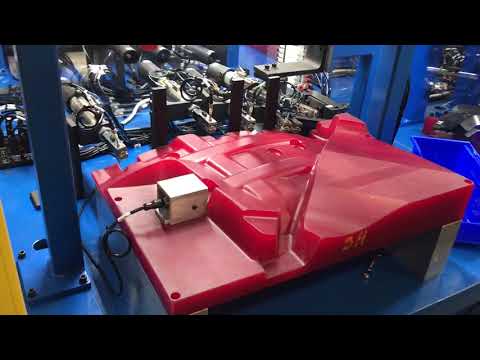 Clip insertion machine