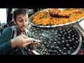 Hindistan'ın İLGİNÇ sokak yemeklerini deniyorum! (ACAYİP ...