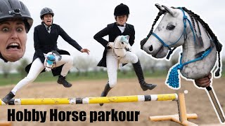 Skáčeme na koních na tyči s Evou Horlick ♞ HOBBY HORSING