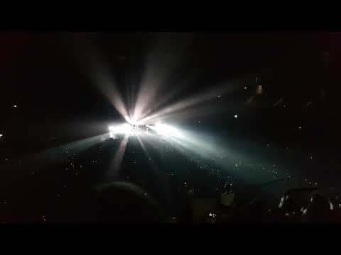 Massive Attack - Teardrop (Live in Glasgow 28/01/19)