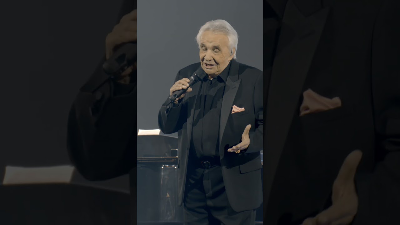 Renonçant à ses adieux, Michel Sardou est de retour : 'vous m'avez manqué  !' 