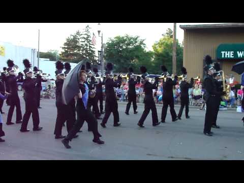 this was the Isanti parade in Minnesota on July 8th 2010. This year's theme was the "Eye of the Storm" it seemed like everywhere we went it stormed... ironic. :P Music- King Kong Opener, Ave Maria, and King Kong Finale enjoy :)