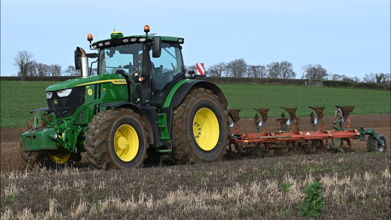 Ploughing with John Deere 6R 250 & Kverneland 6 Furrow Plough & Press