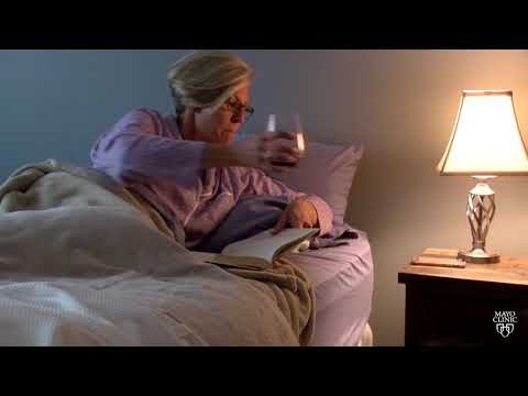 Video: Kan brist på sömn orsaka illamående?