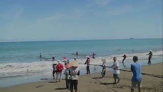 Mamukek Sarok: Sampah, Musuh Nelayan Pantai Padang