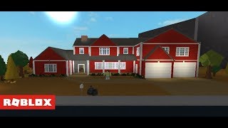 Welcome to Bloxburg - New England Farmhouse (1)