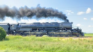 Union Pacific Big Boy #4014 Steam Train Accelerating and Sanding Flues (8/27/21)