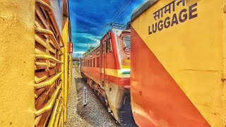 Parallel run between Matsyagandha and Trivandrum Express at Mangaluru Central!