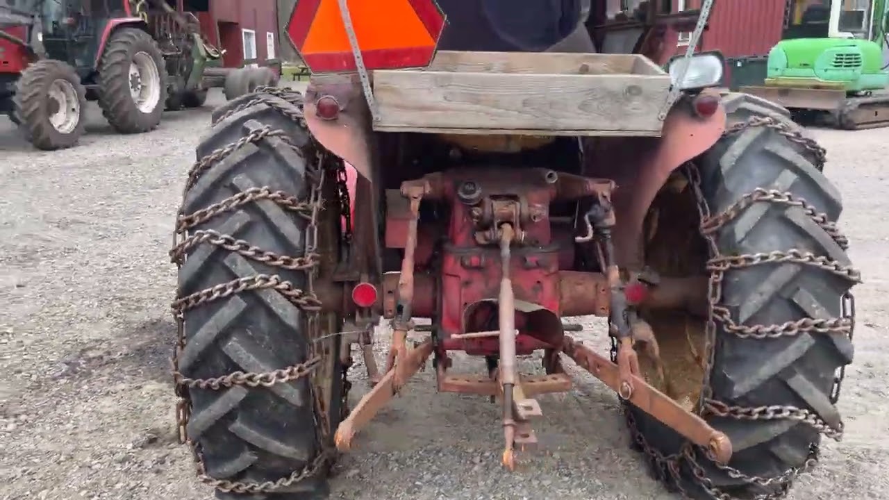 Traktor MC CORMICK IN B-414