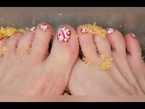SMASHING DONUTS 🍩 Have fun with feet Asmr
