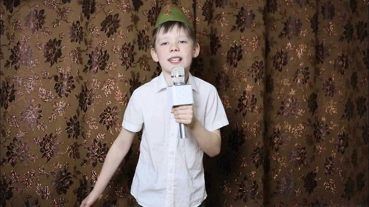 Группа какао солдатская романтика. Солдат на природе. Группа какао солдатская романтика. Слова песни солдатская романтика. Песня солдатская романтика слушать.