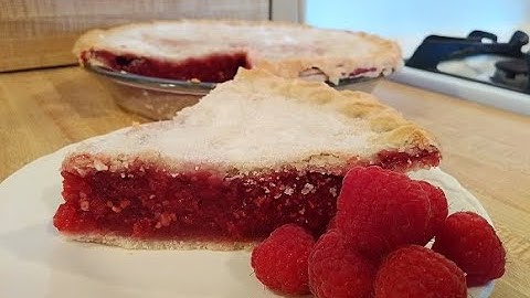 Raspberry Pie Recipe with Frozen Berries