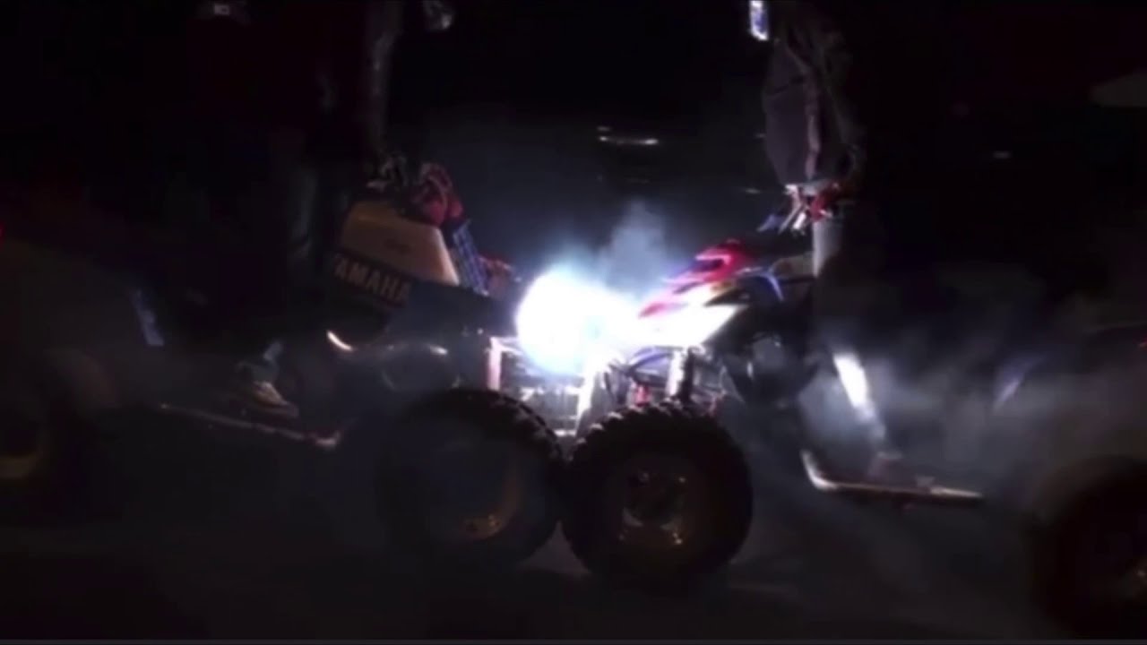 Raptor 700 vs banshee battle dual burnout 🚀🚀