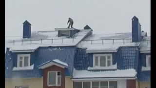Чистка крыш от снега 17 03 2020