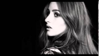 Banks - Alibi (Acoustic)