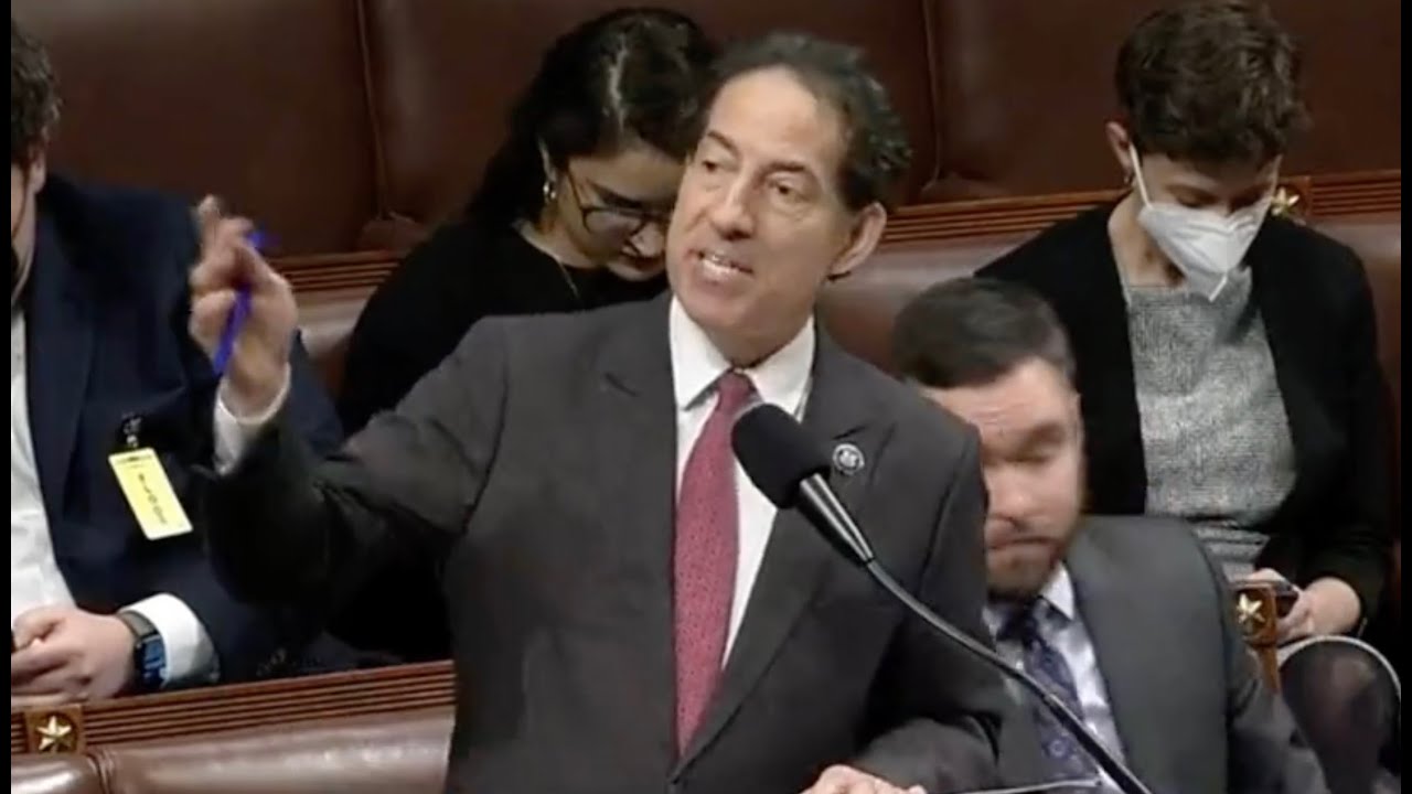 Marjorie Taylor Greene tries to heckle Jamie Raskin... and fails MISERABLY