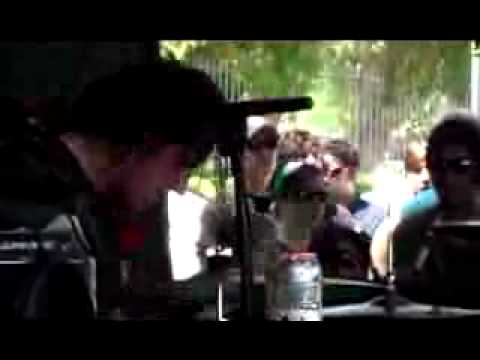 Paramore - Emergency (Live at House of Blues 2006)