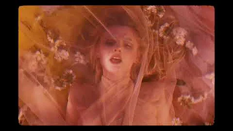 Rosie Carney  when i look at you. (Official Music ...