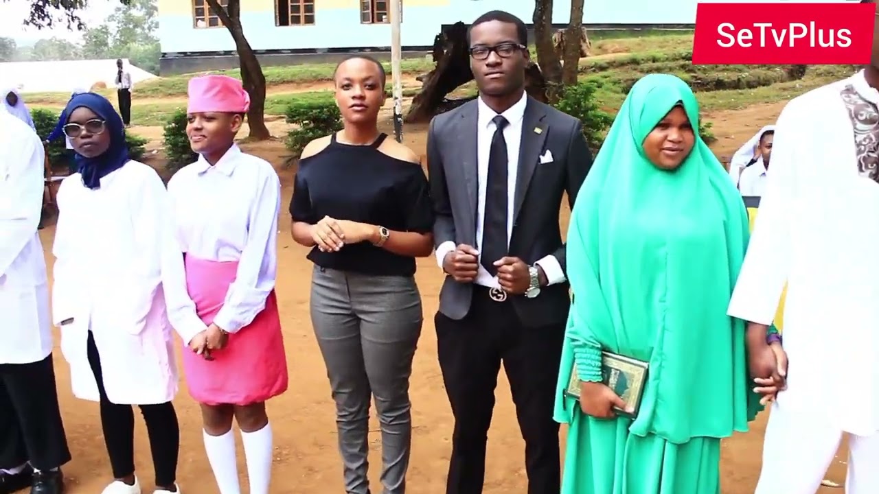 TAZAMA SHOW KALI  YA VIPAJI VYA WANAFUNZI